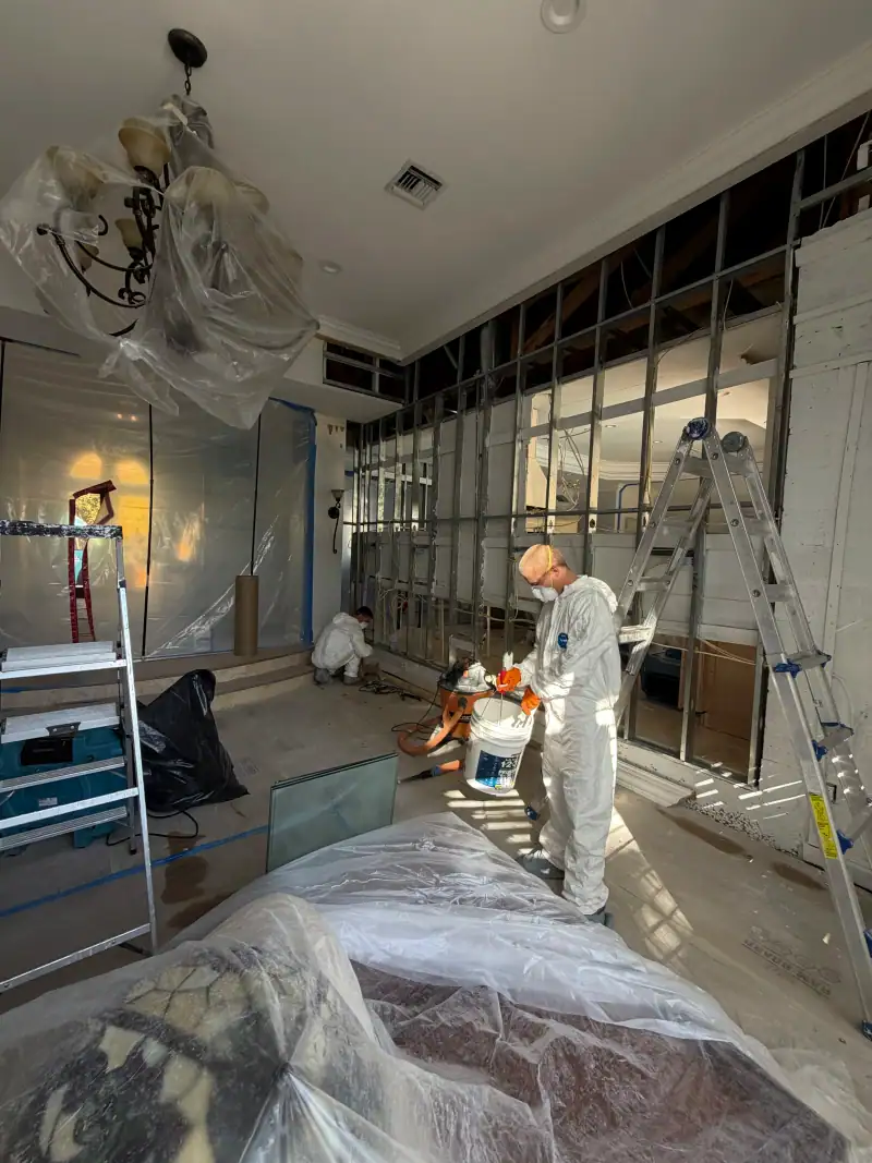 24/7 Service Pros water damage inspection and drying equipment in a Davie property