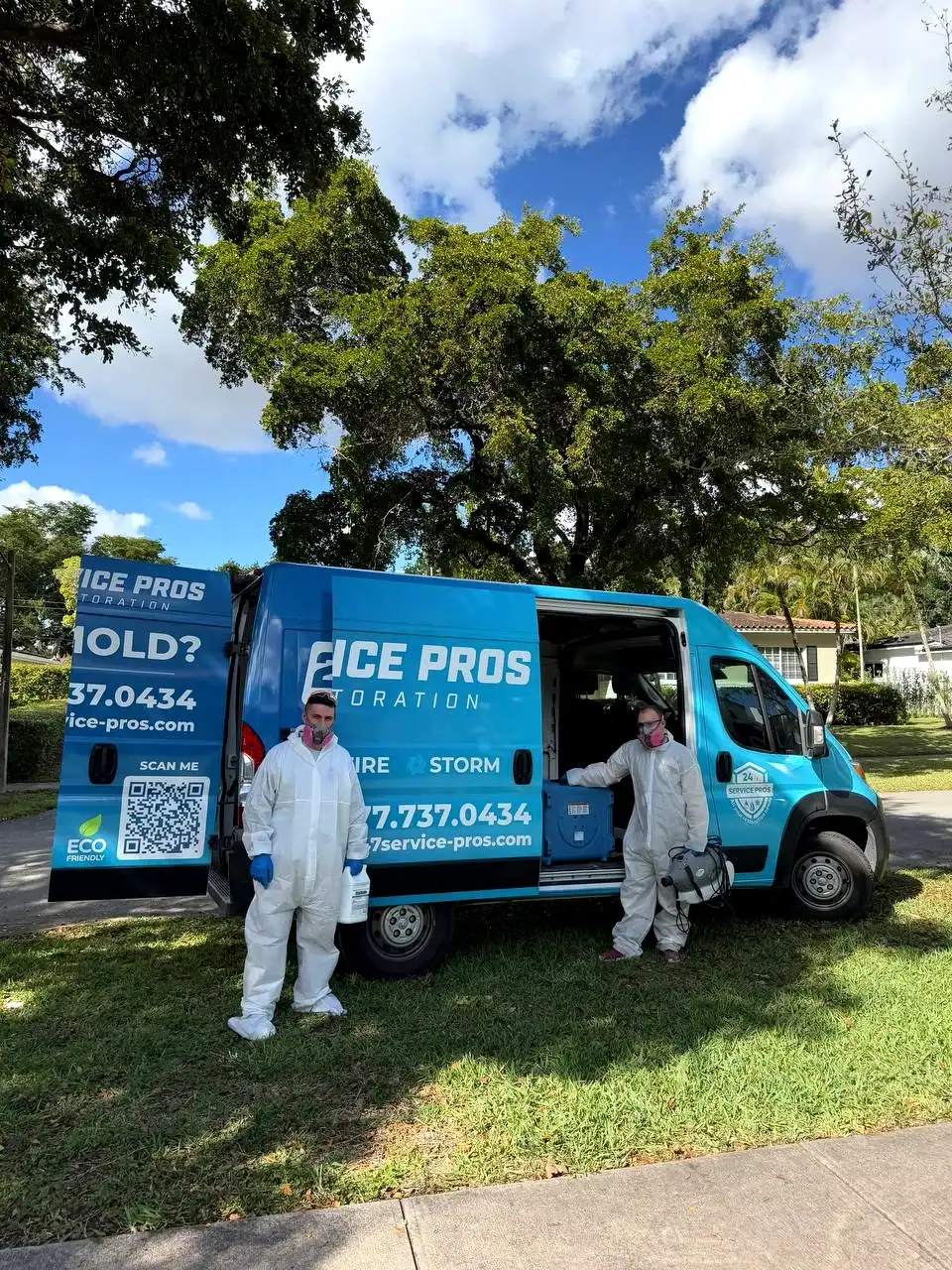 24/7 Service Pros service vehicle ready for emergency calls in Oakland Park, FL